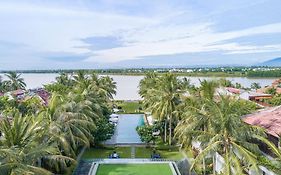 Vinh Hung Emerald Resort